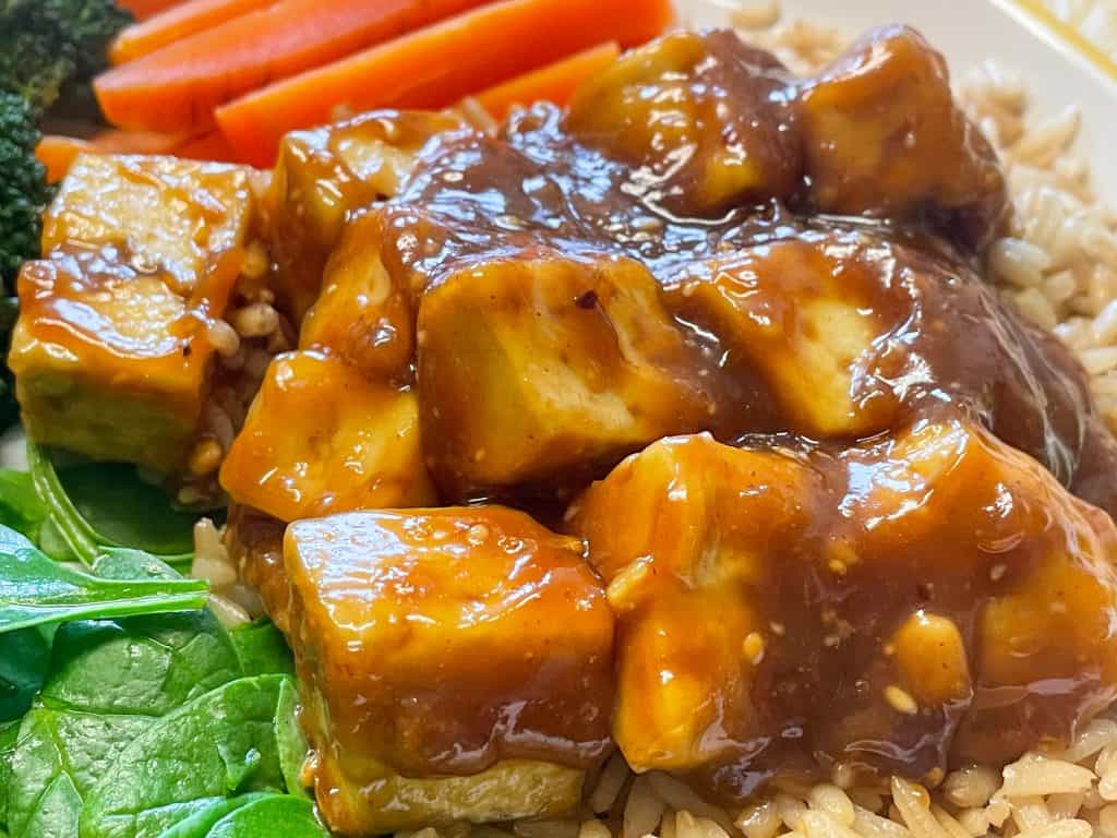 vegan sweet peanut sauce tofu with steamed broccoli