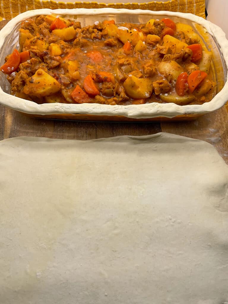 puff pastry rolled out to fit the meat and potato pie dish.