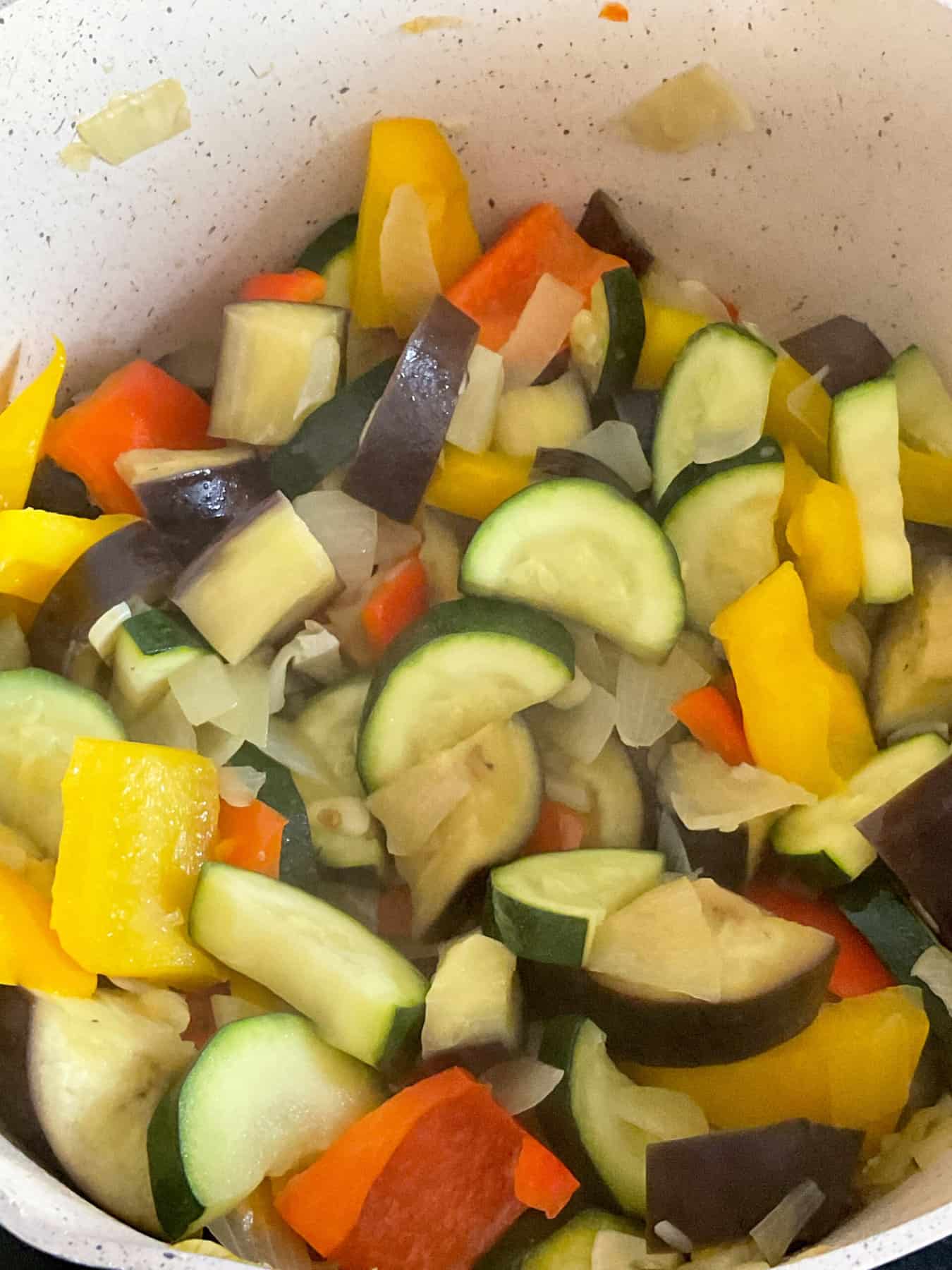 vegetables cooked in stew pot.