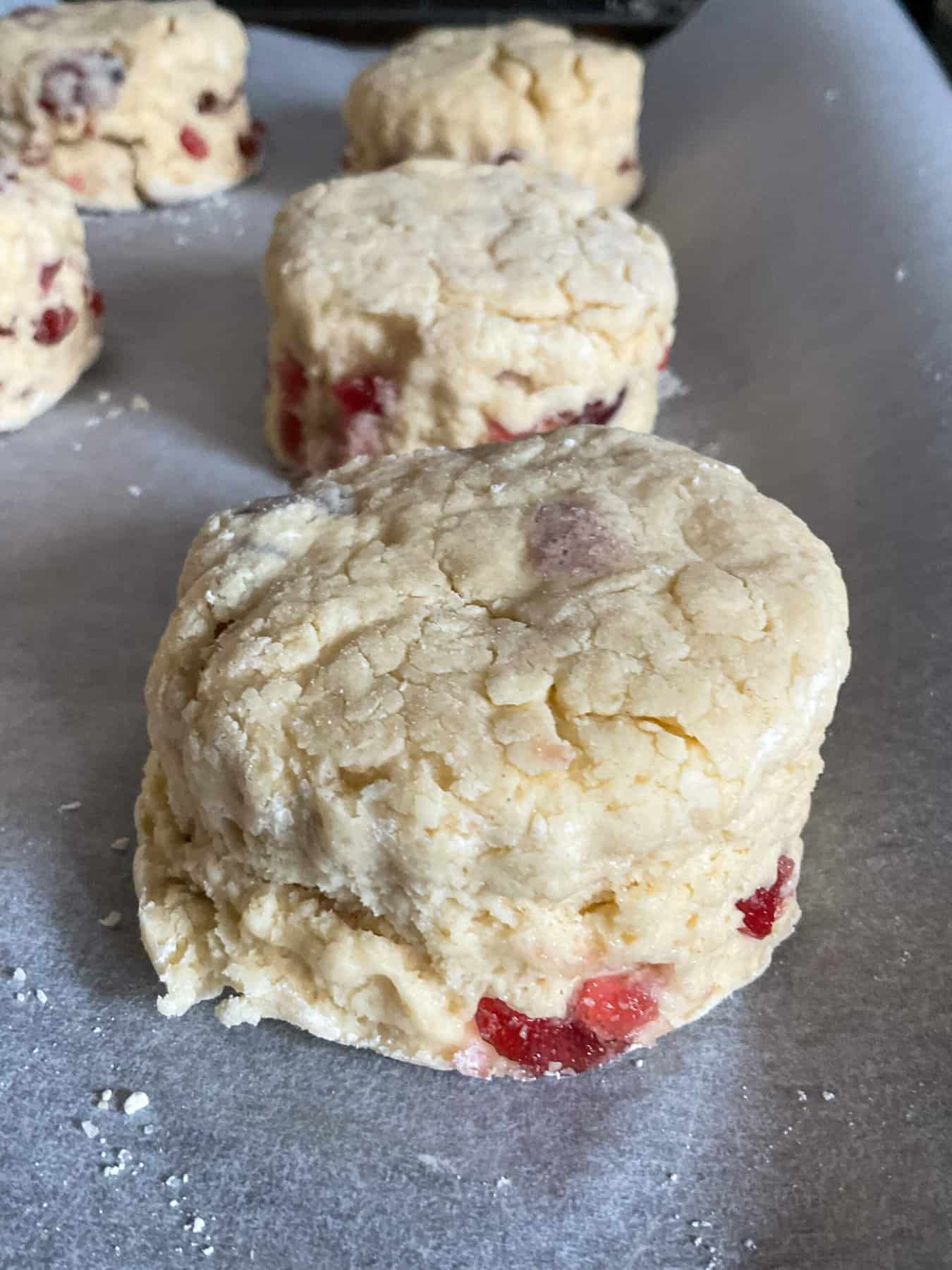 Unbaked scones on baking tray,